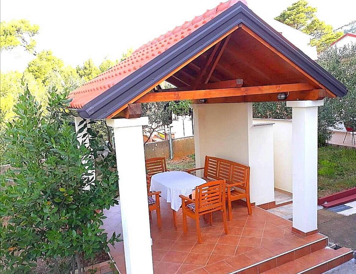 Apartments & Room Masa Starigrad Paklenica Exterior photo